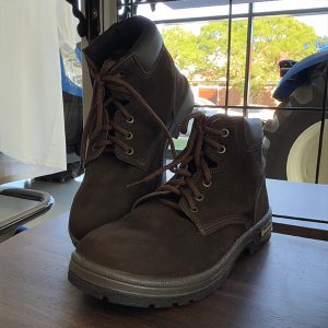 Borcego New Holland - Chocolate