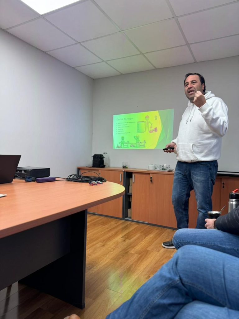 Capacitación en 5S, Orden y Limpieza de Catelli en la sucursal Marcos Juárez