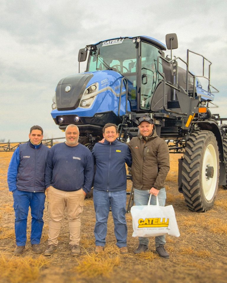Entrega New Holland Defensor 4000 Catelli 2